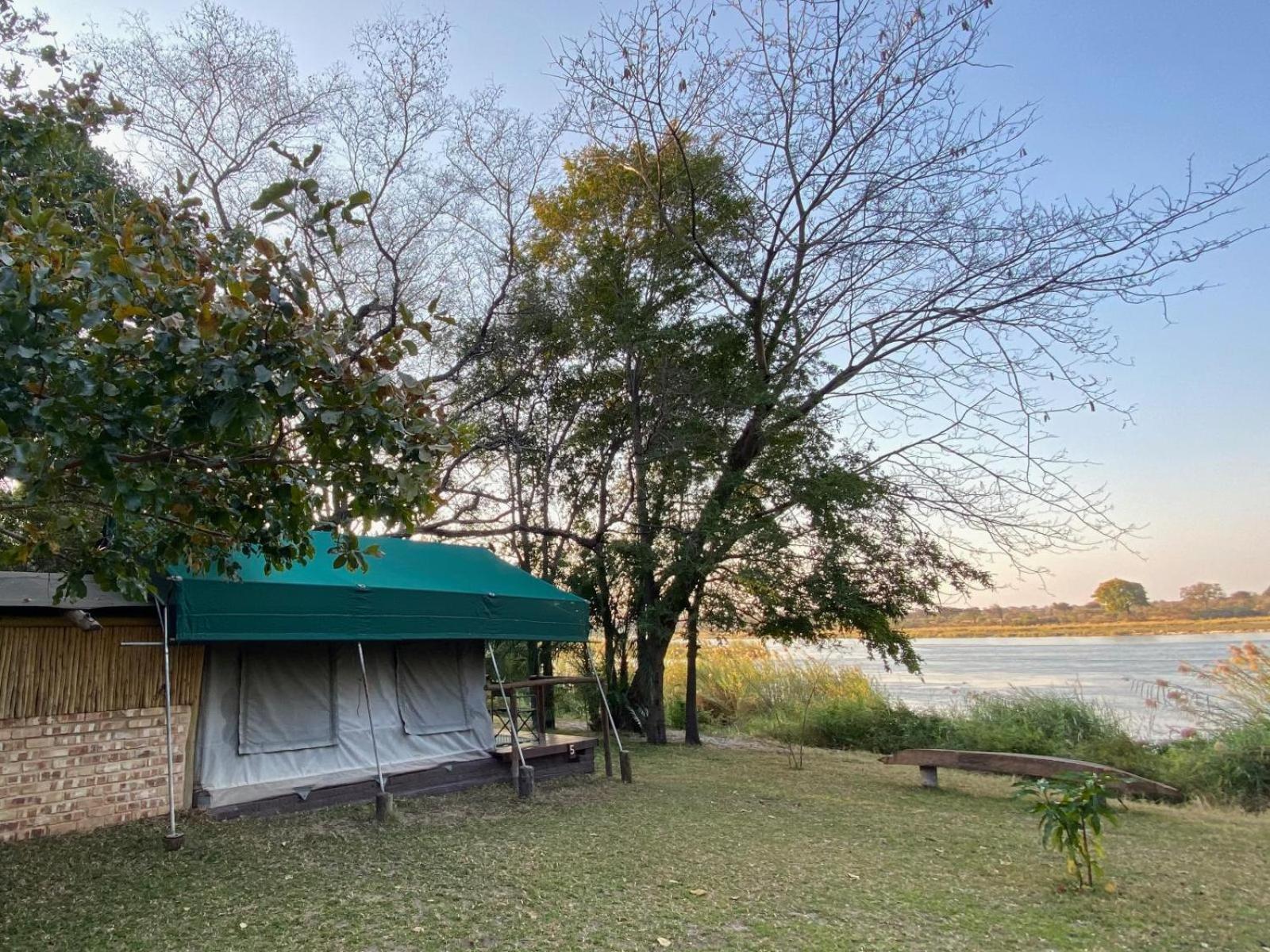 Ndhovu Safari Lodge Mahango Eksteriør billede
